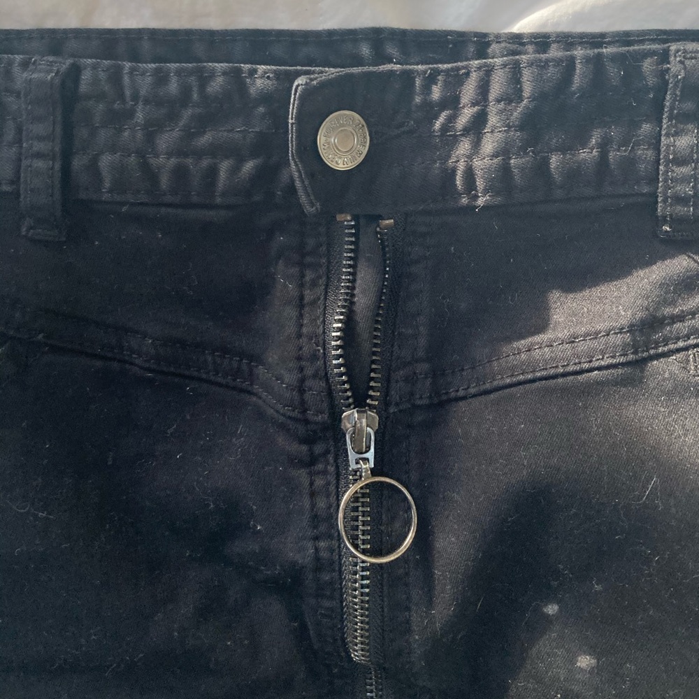 Forever 21 black denim zip up mini